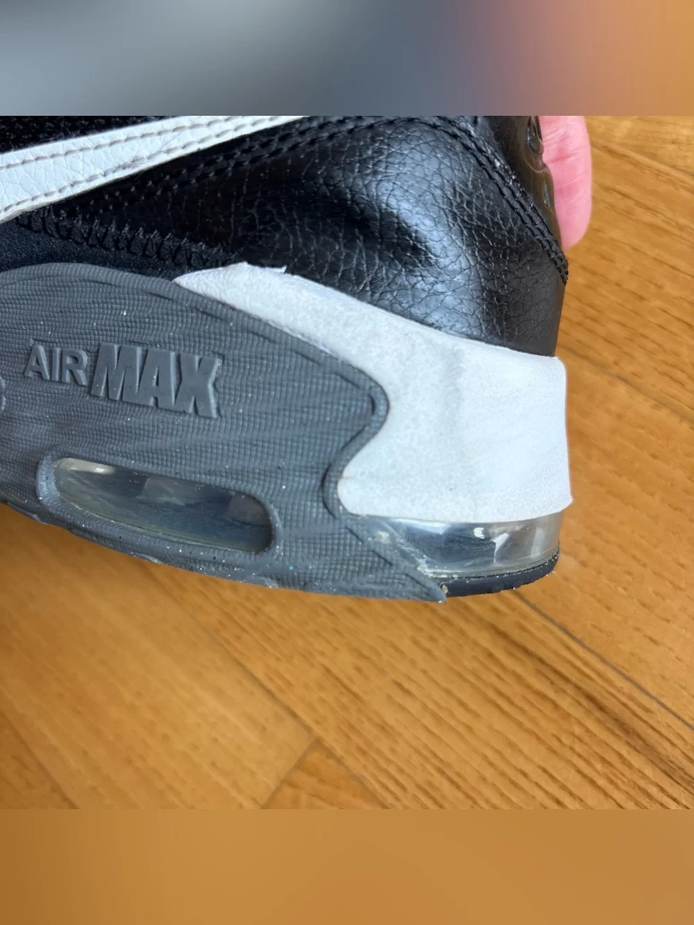 Nike Air Max Excee sneakers Shoes black and white Boys Girls Running Sz 5 Youth